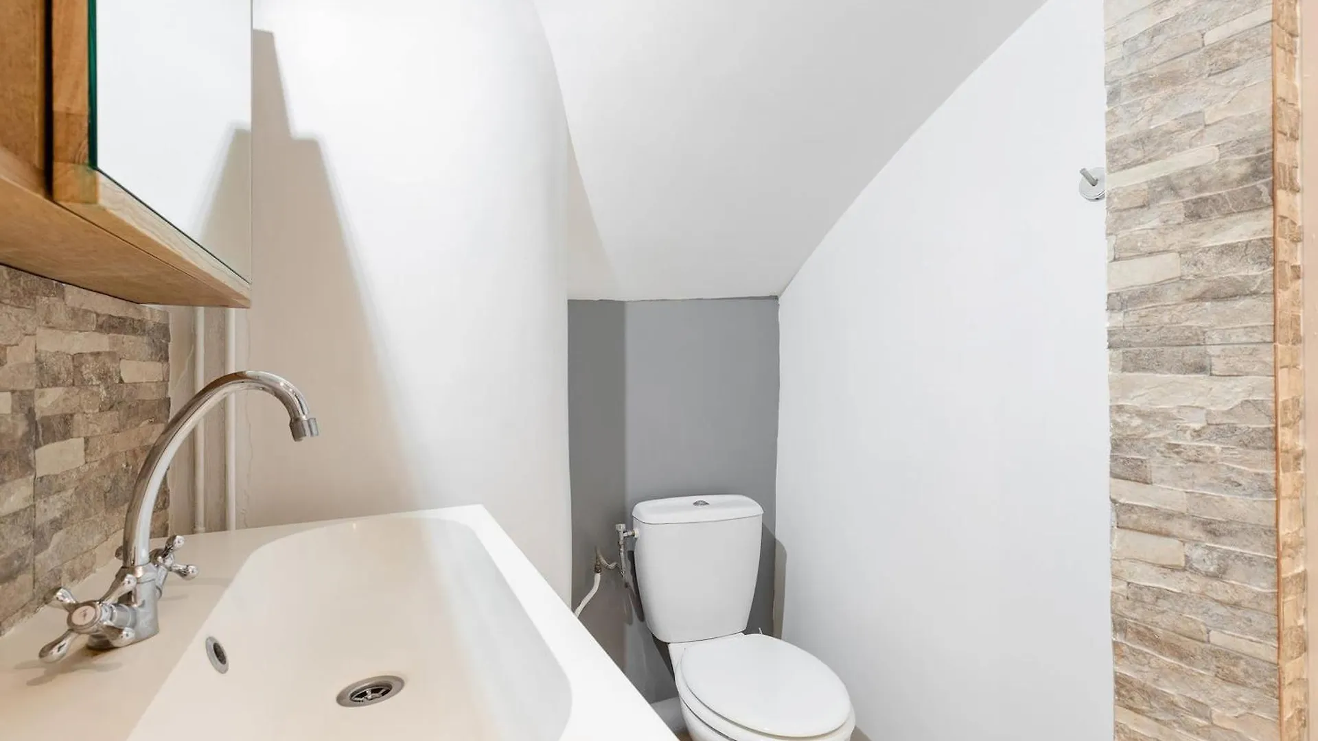 Eiffel Tower & Champ De Mars - Cityapartmentstay Paris 0*,